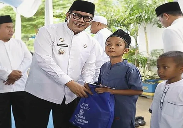 Wakil Wali Kota Maryono Hasan Santuni Anak Yatim Saat Peringatan Nuzulul Qur'an
