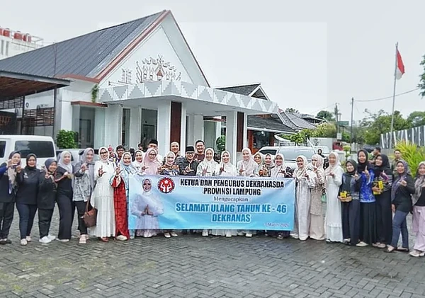 Dekranasda Lampung Bagikan 1.500 Takjil Gratis Rayakan HUT ke-46 Dekranas