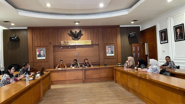 Kanwil Kemenkum Banten Dukung Pembahasan Raperda Penyerahan Prasarana, Sarana, dan Utilitas Perumahan di Pandeglang