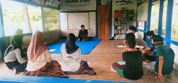 SAUNG ILMU ALBIN GELAR PENGAJIAN UNTUK REMAJA